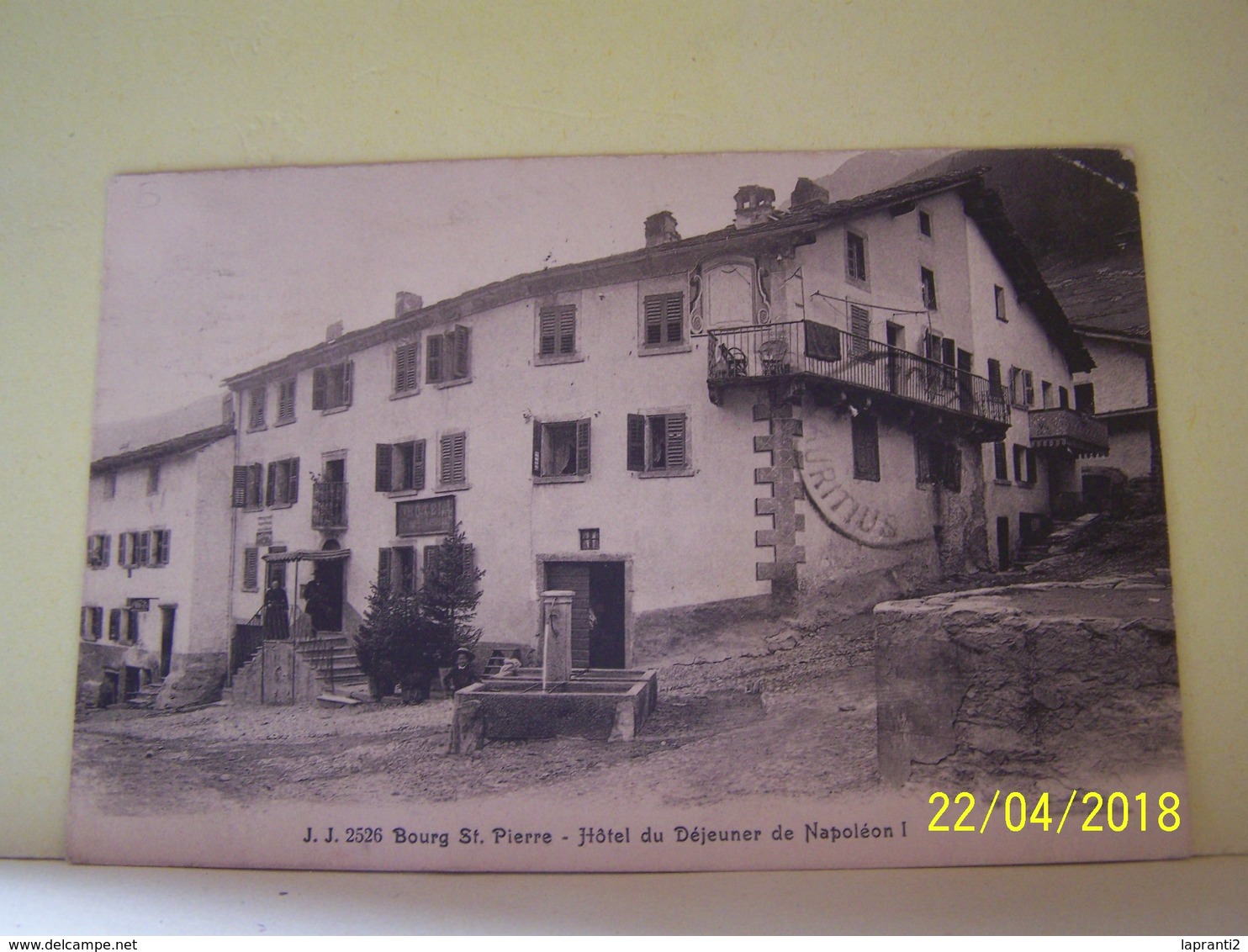BOURG SAINT-PIERRE (SUISSE) LES COMMERCES. HOTEL DU DEJEUNER DE NAPOLEON.