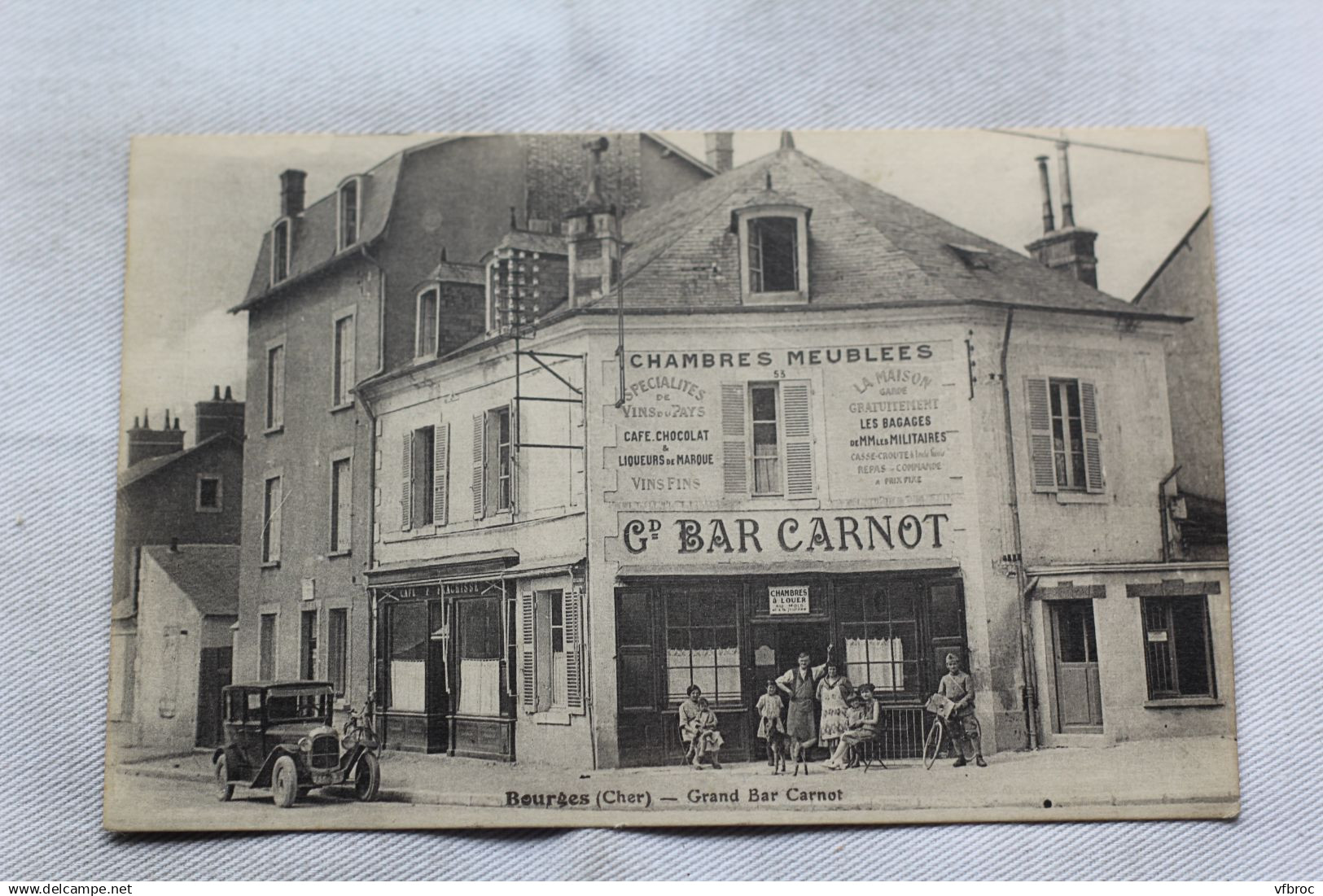 Bourges, grand bar Carnot, Cher 18