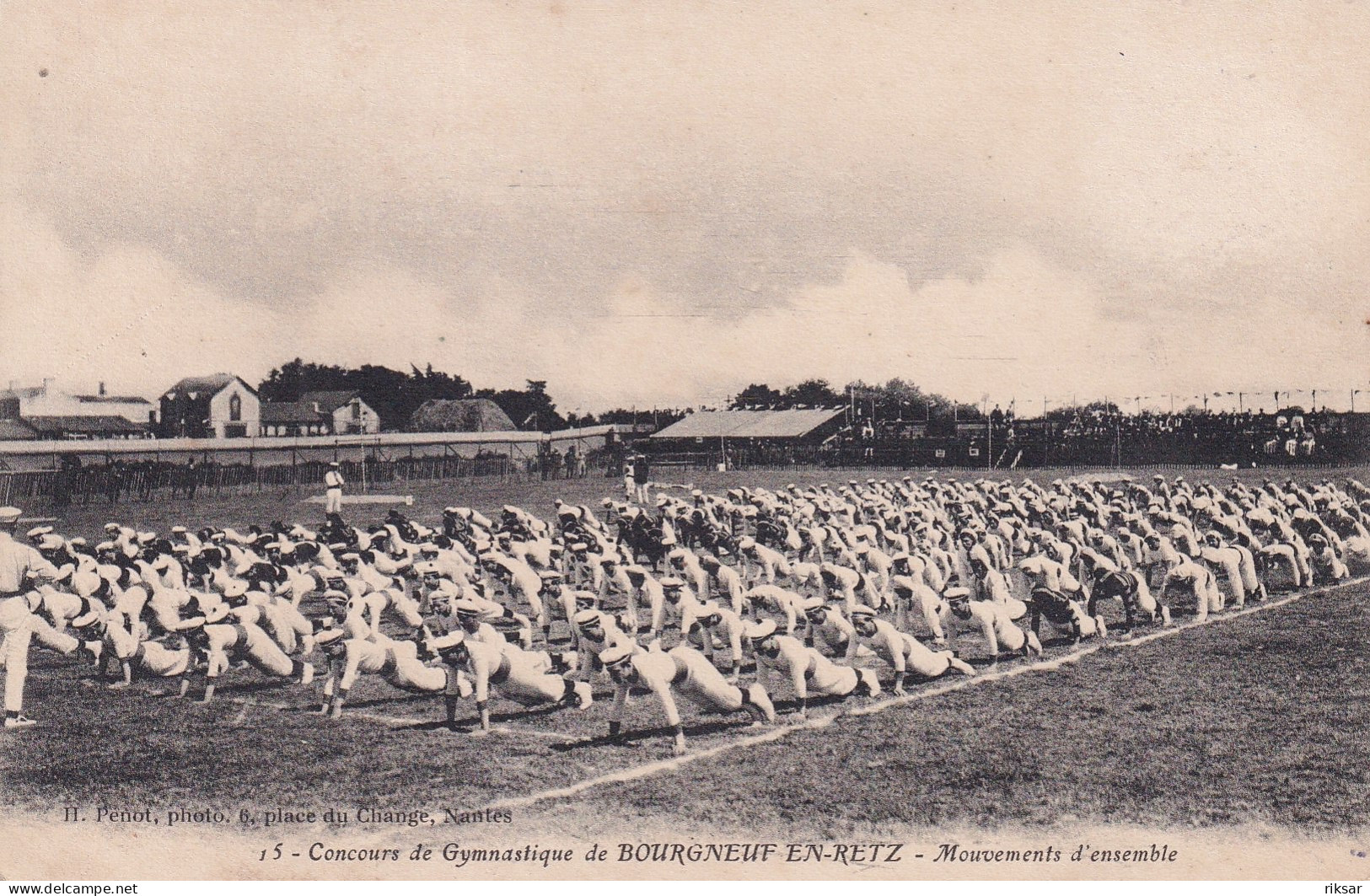BOURGNEUF EN RETZ(CONCOURS DE GYMNASTIQUE)