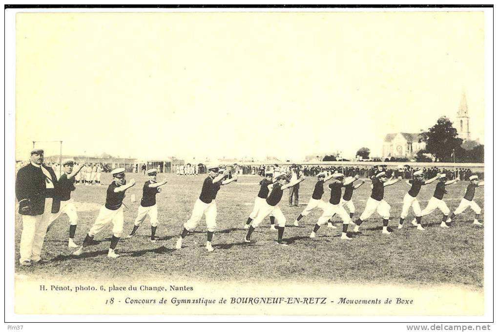 BOURGNEUF EN RETZ - Concours de Gymnastique - Boxe