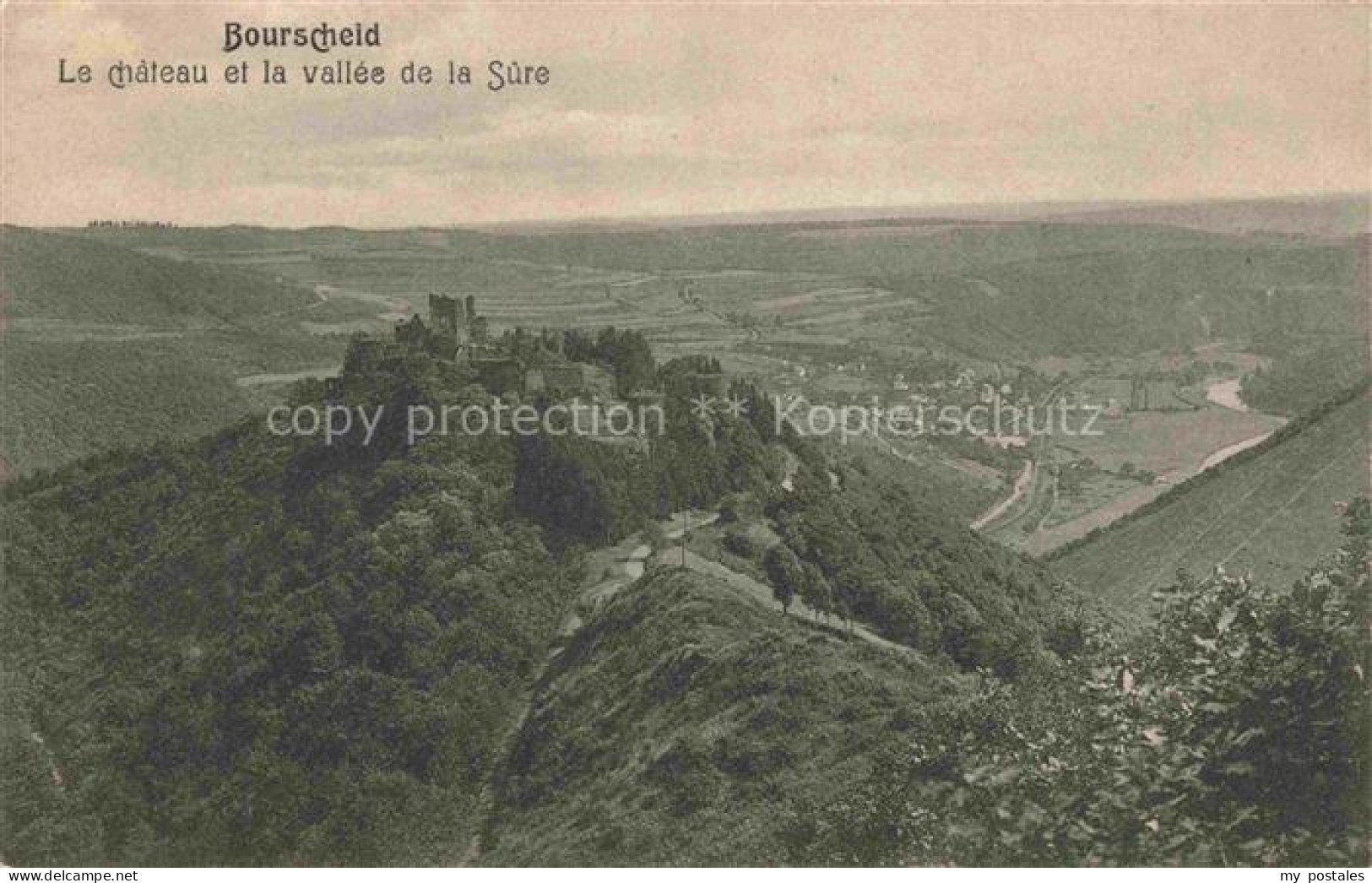 Bourscheid Luxembourg Panorama Château et la Vallée de la Sûre