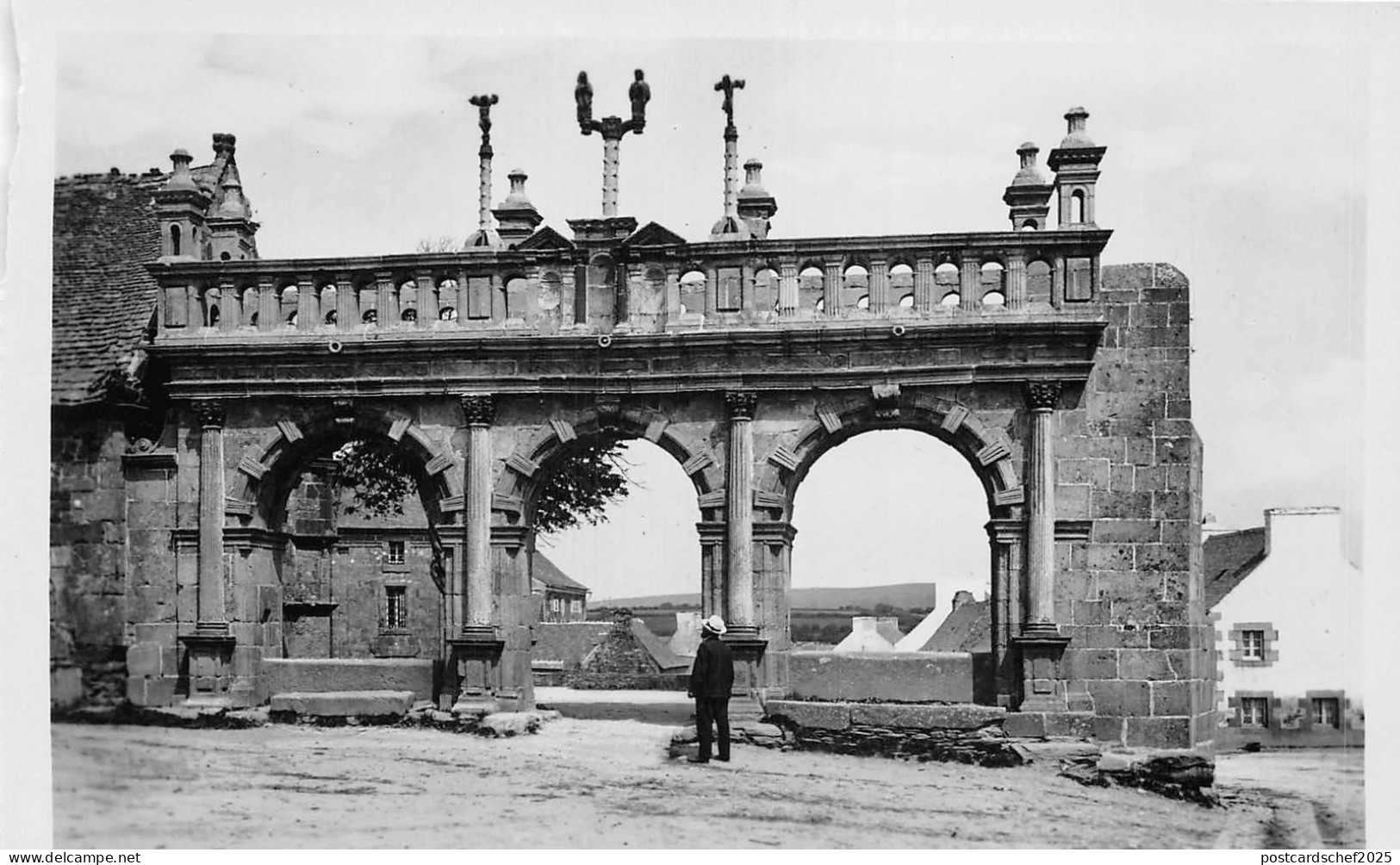 br107357 sizun arc de triomphe  france