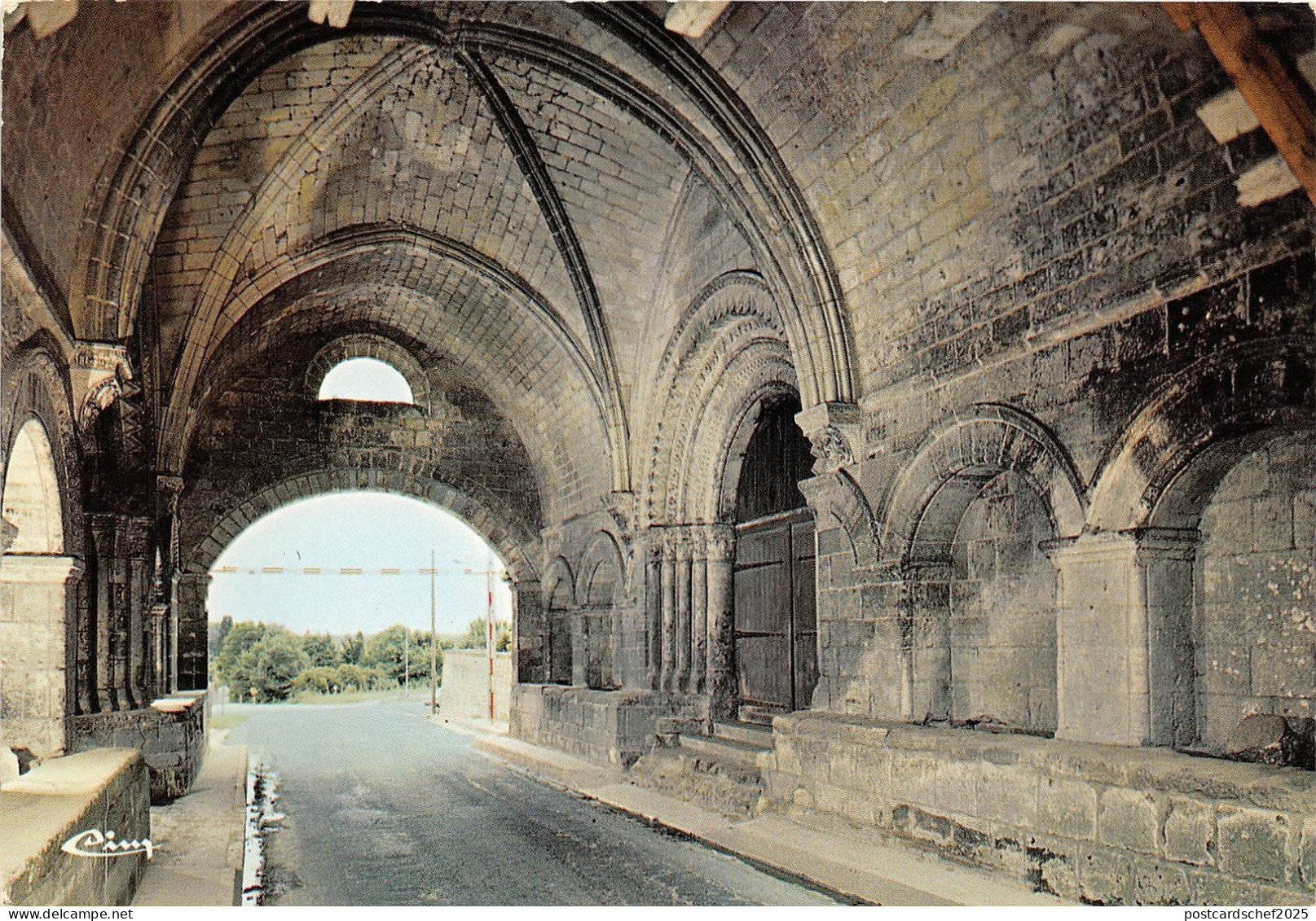 BR11015 Pons Le passage france