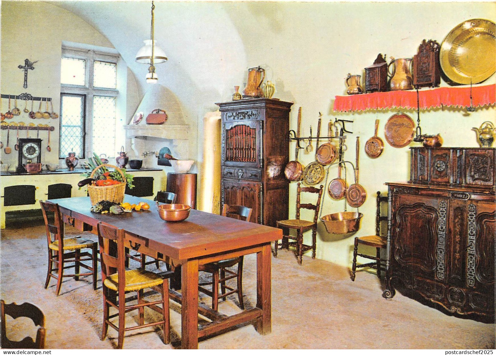 BR12984 La Cuisine Chateau D Ansouis  france