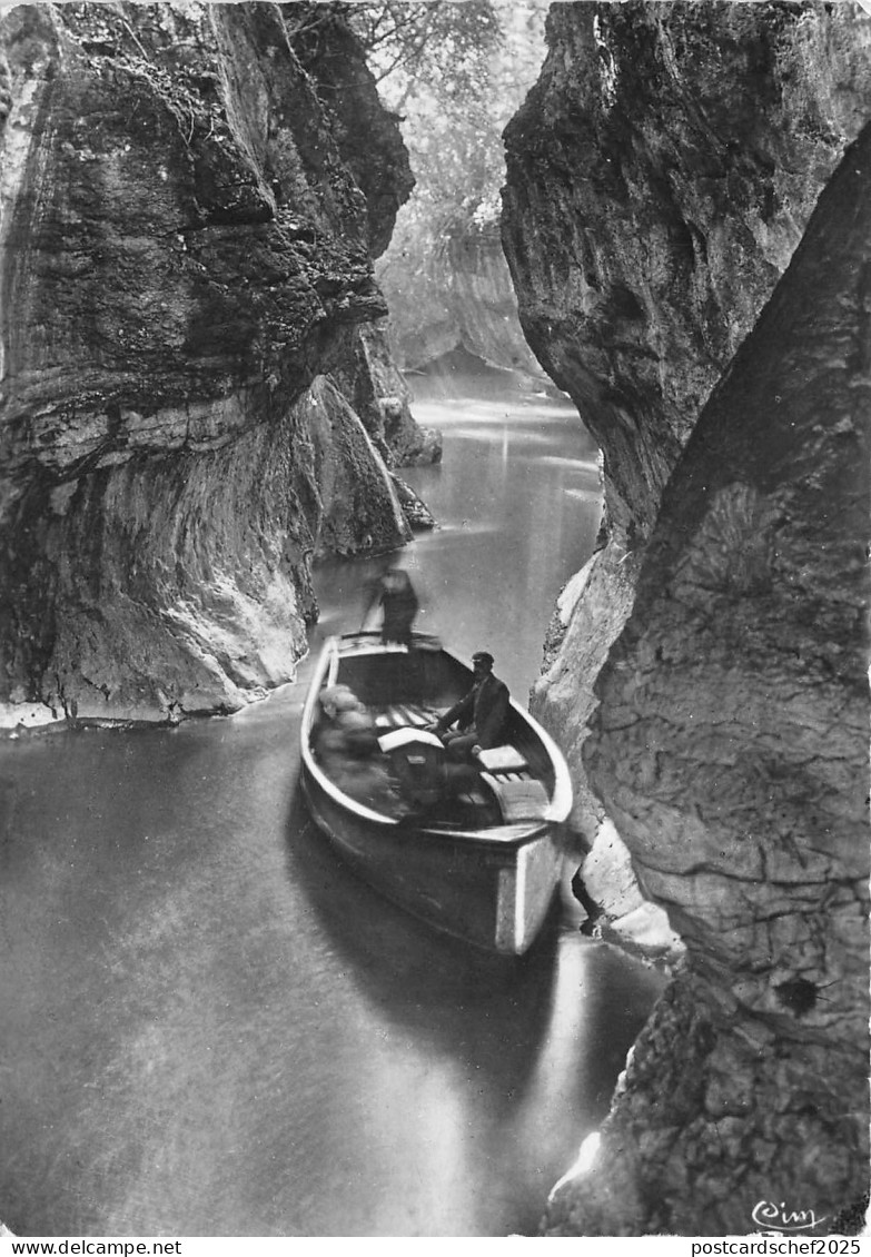 BR18604 Gresy sur Aix les gorges du Sierroz ship bateaux france