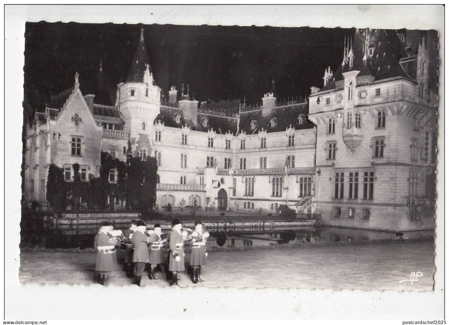 BR19807 Vigny fete de nuit  france