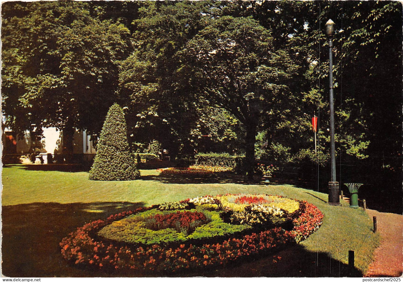 BR22513 Arcueil Cachan le square france