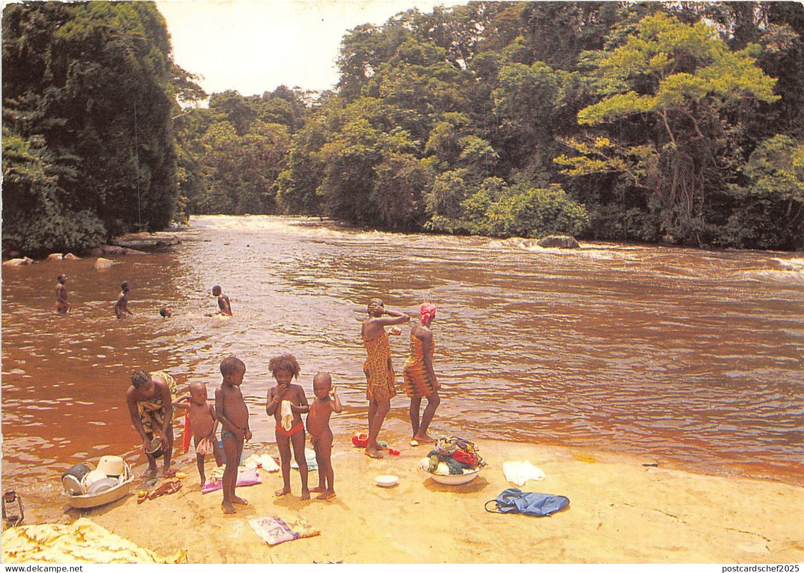 BR27641 Gabon baignade dans la riviere gabon
