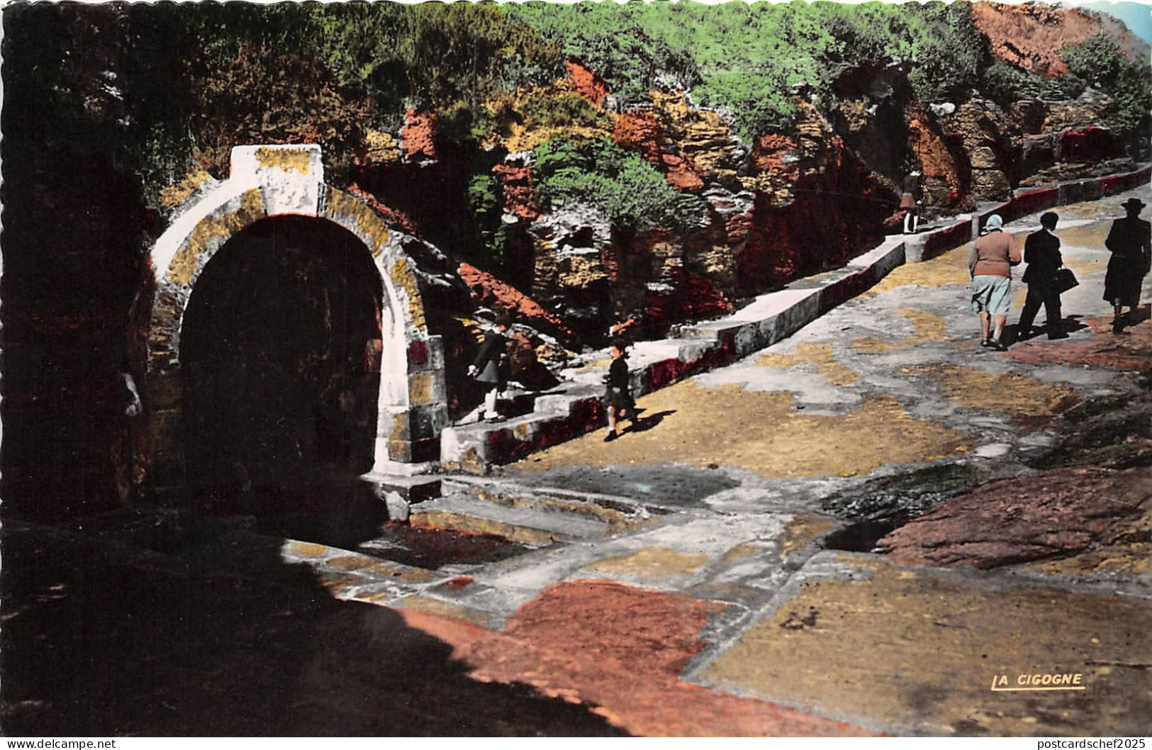 BR28108 Prefailles la Source france