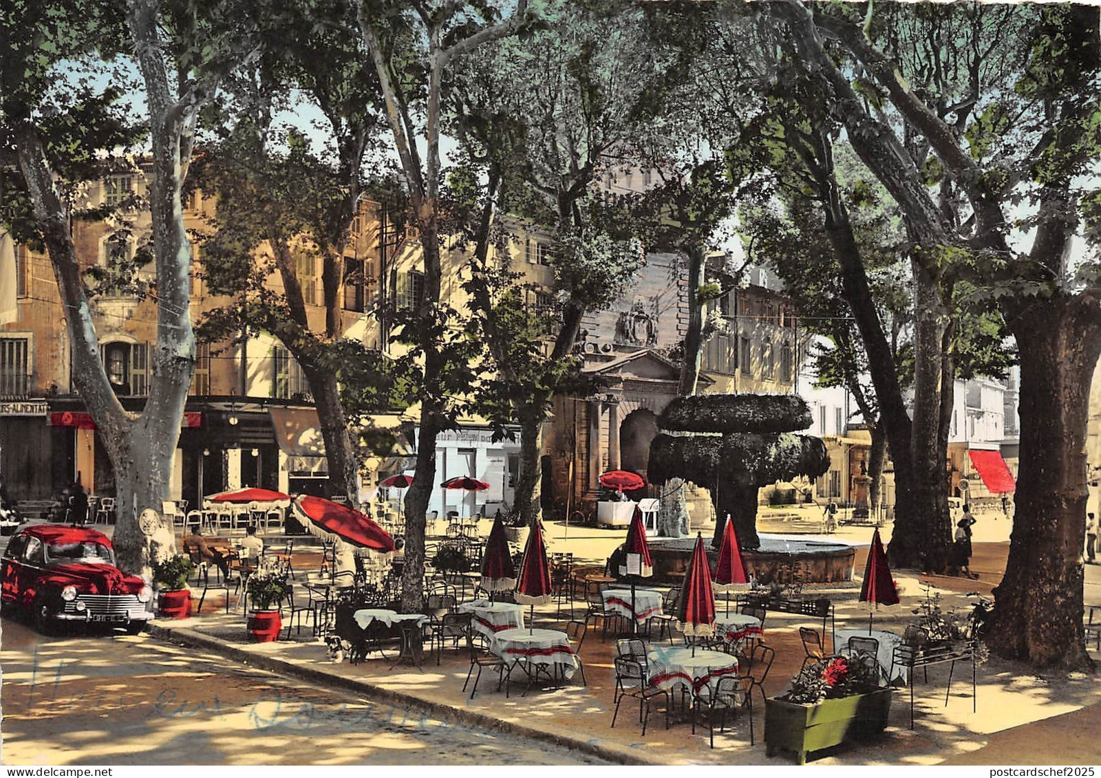 BR28305 Salon de Provence la fontaine moussle france