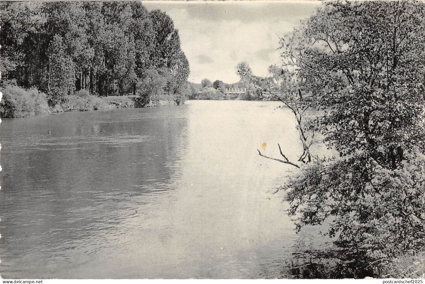 BR47388 La marne a noisy le grand   France