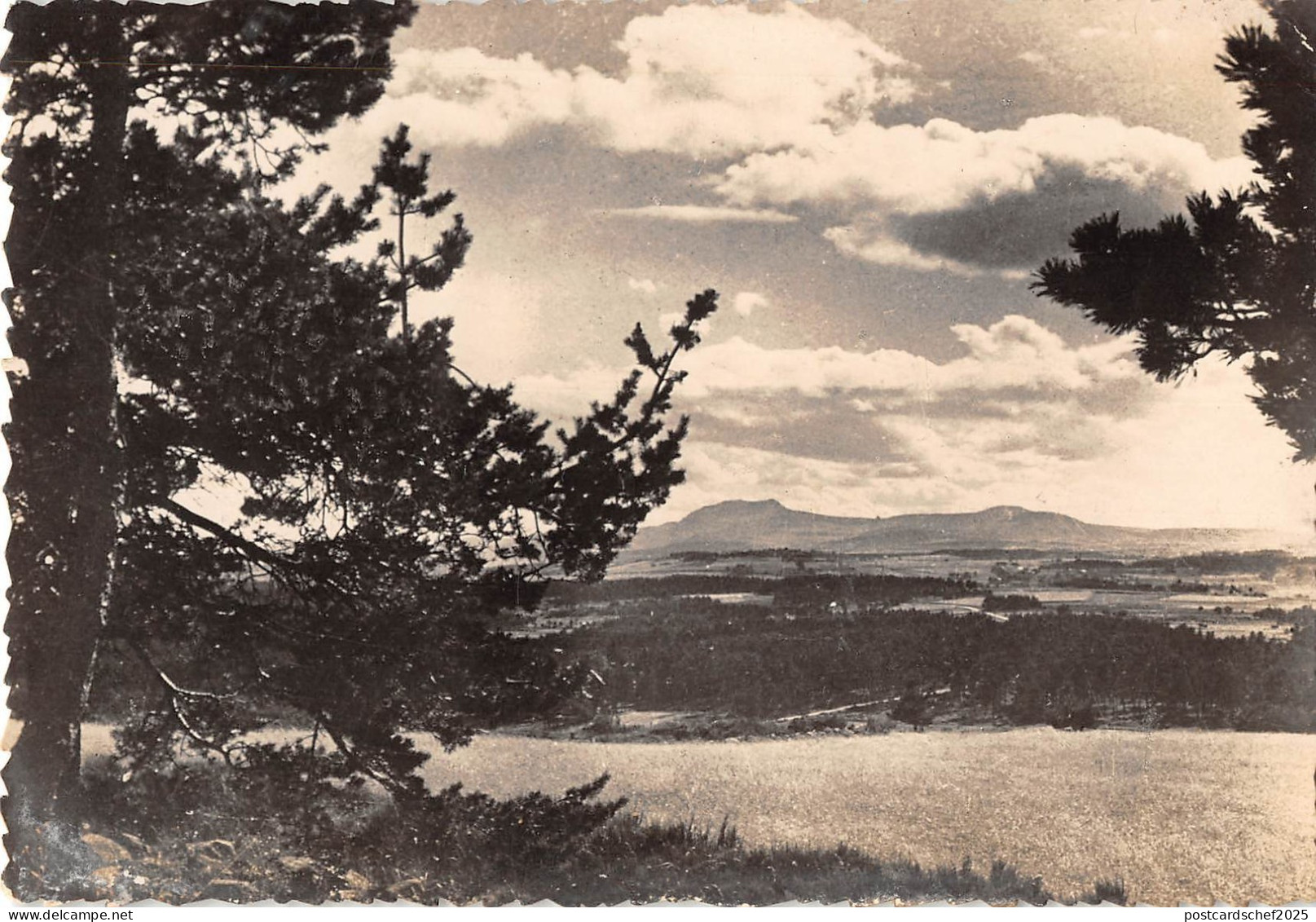 BR47613 Le Chambon sur lignon nuages sur le mezenc       France