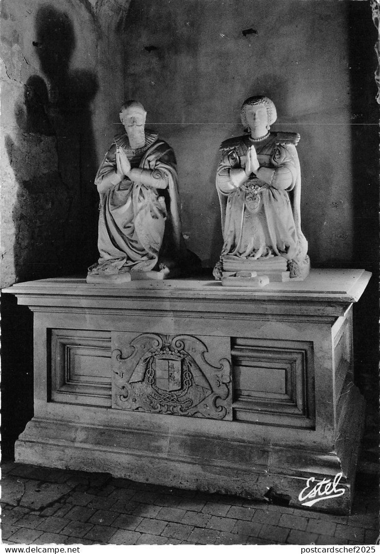 BR5567 Sully Sur Loire Le Pombeau de Sully et de Rachel de Cochefiley  france