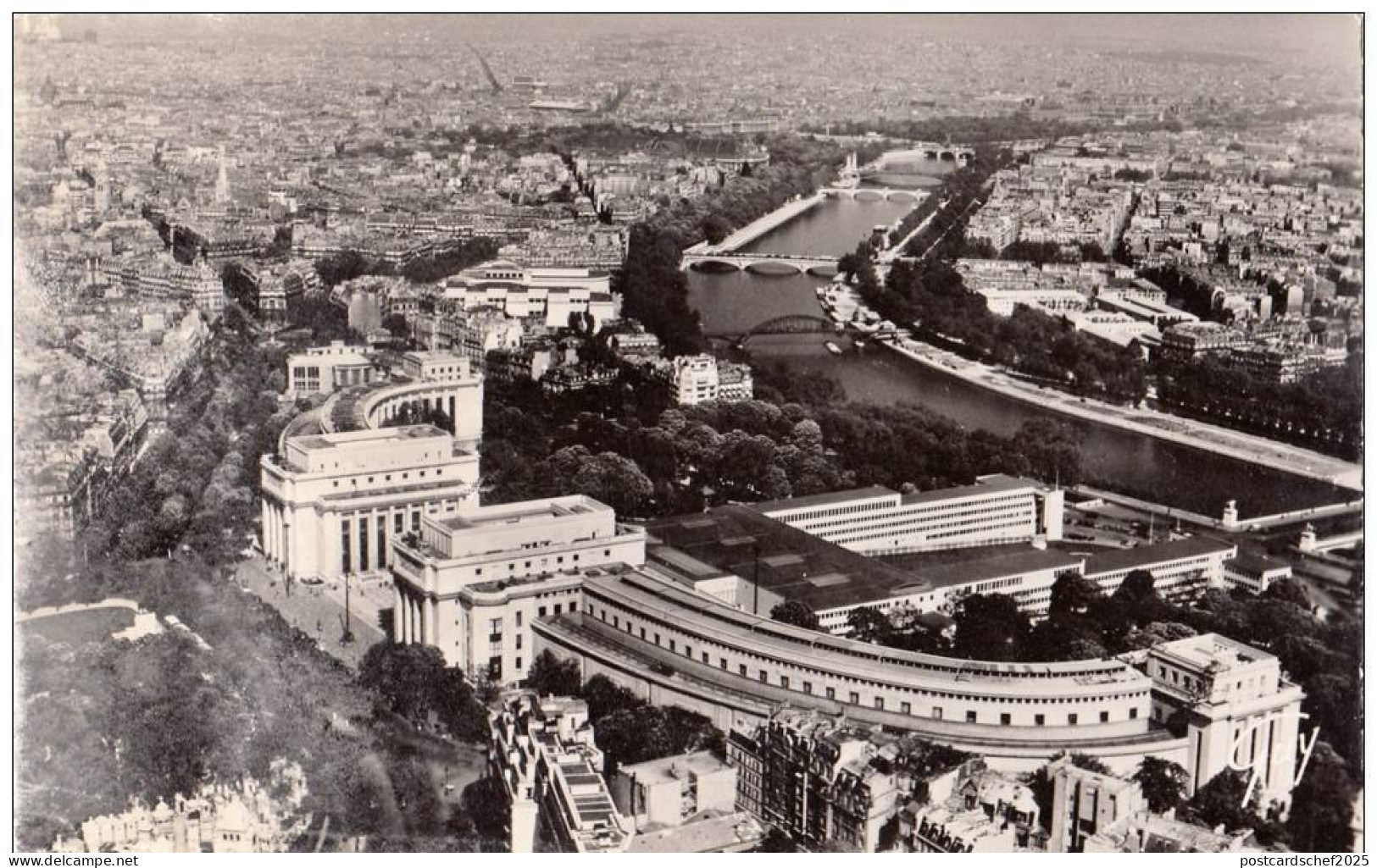 BR6197 Montpelier la place de la comedie  france