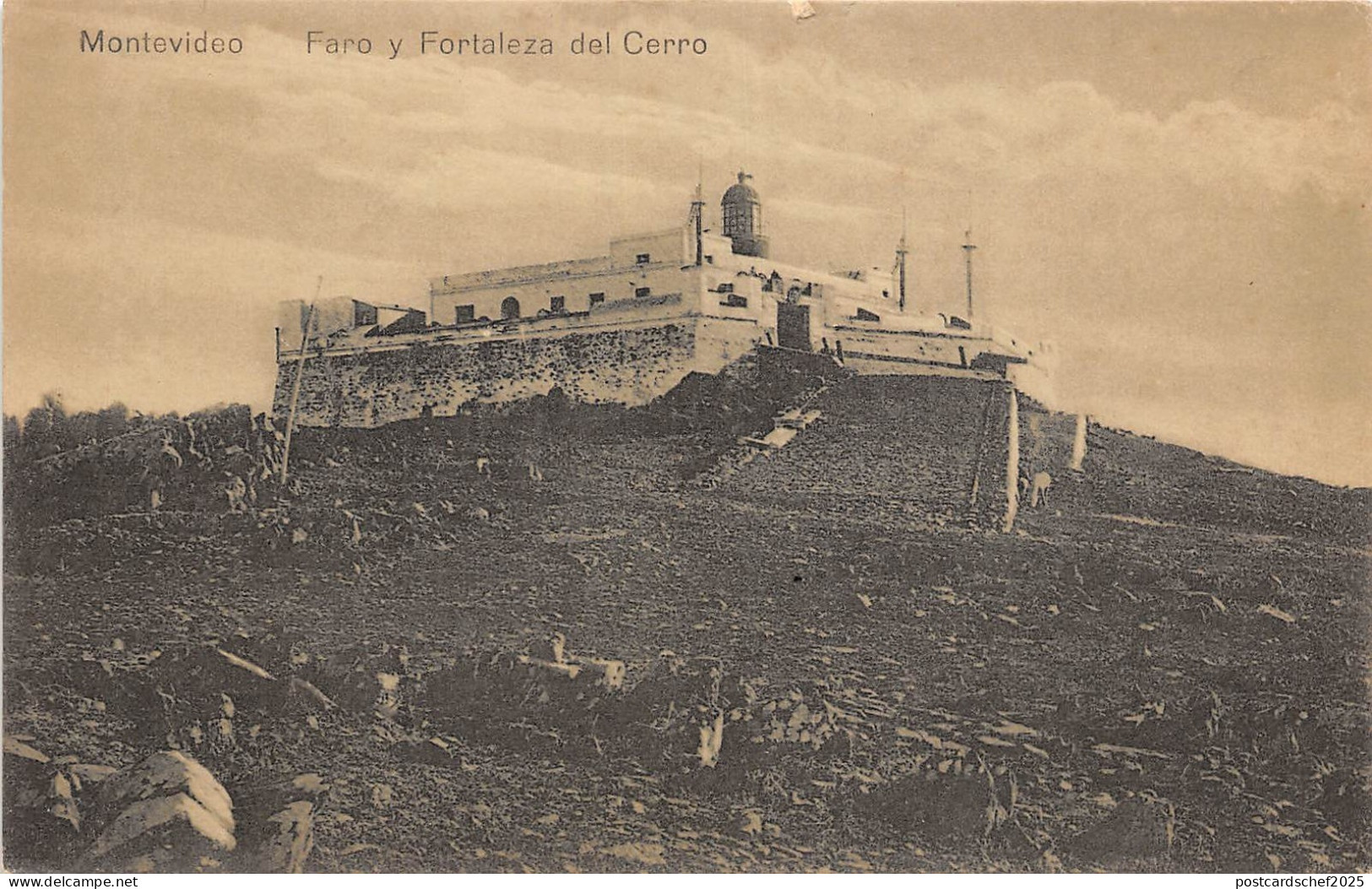 BR62360 montevideo faro y fortaleza del cerro uruguay