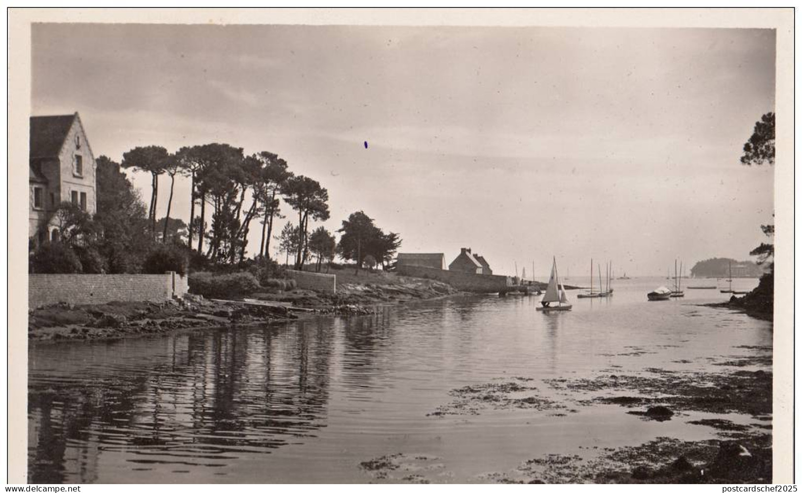 BR6790 Loctudy Anse de Pen Anveur  france