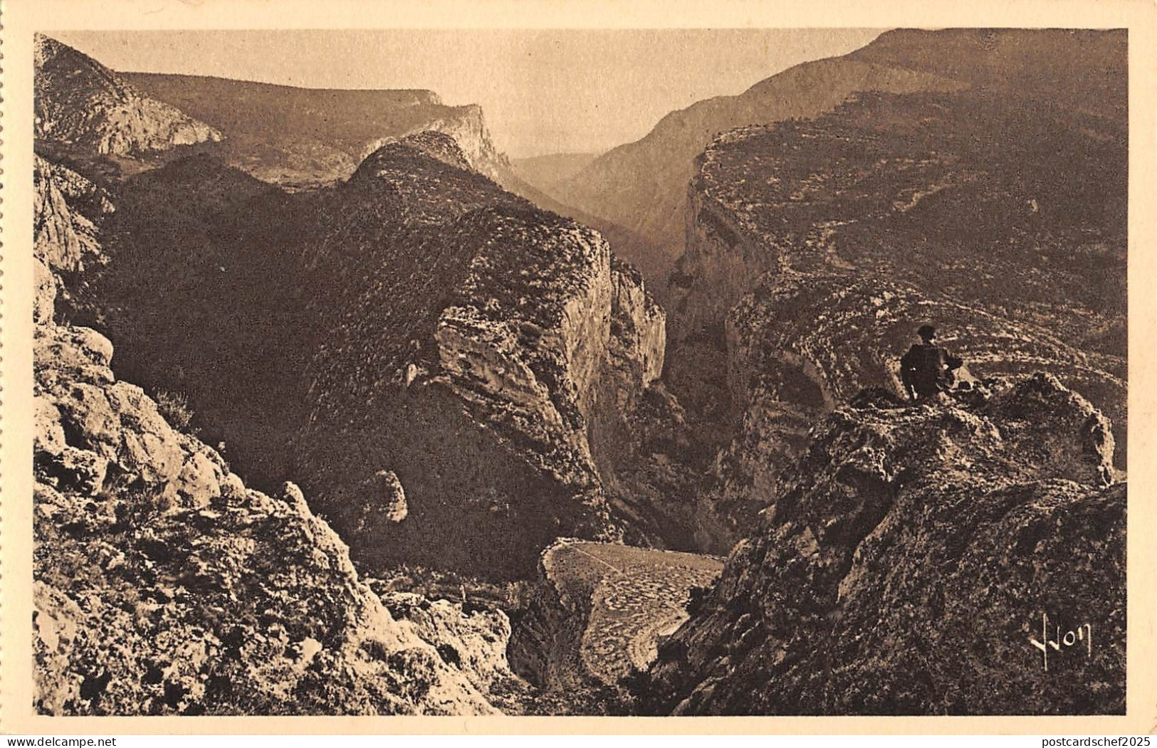 BR73046 gorges du verdon le verdon a la srtie des gorges france