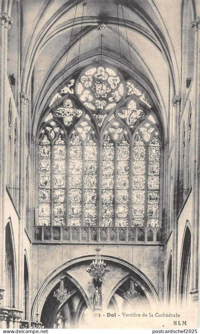 BR78433 dol verriere de la cathedrale  france