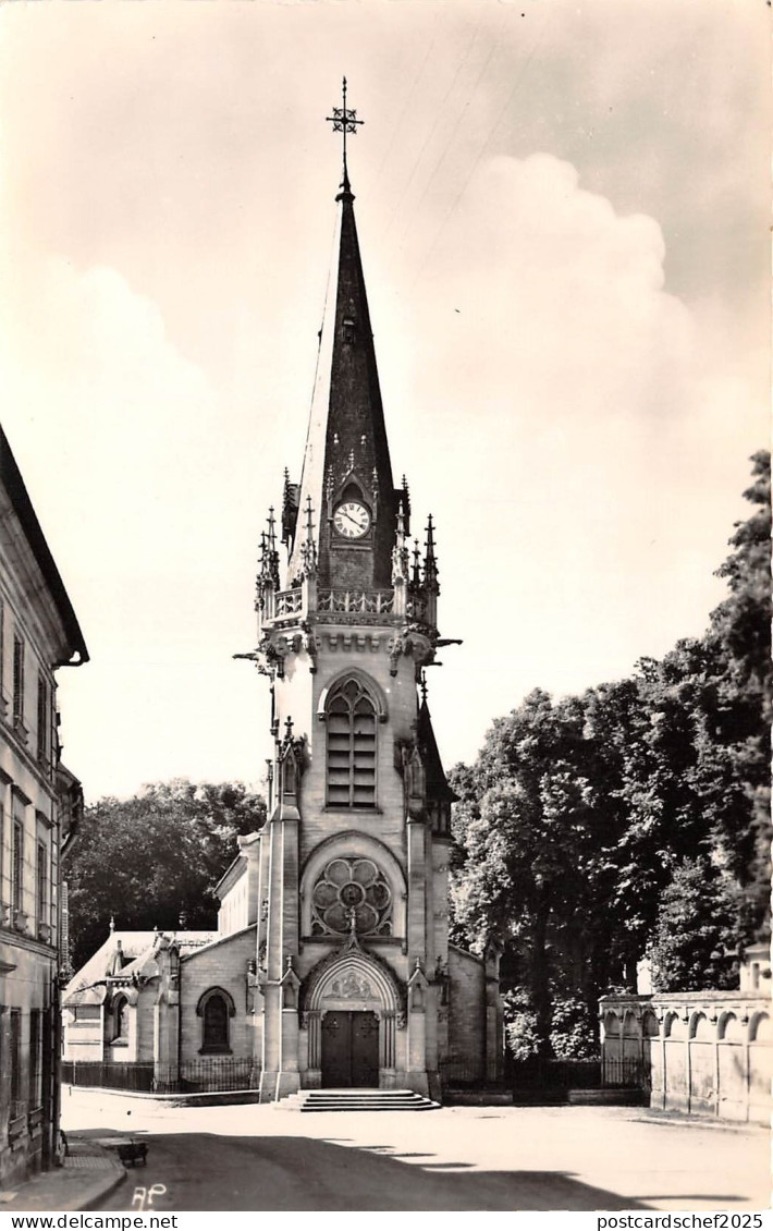 BR7983 Vigny Eglise St-Medard   france