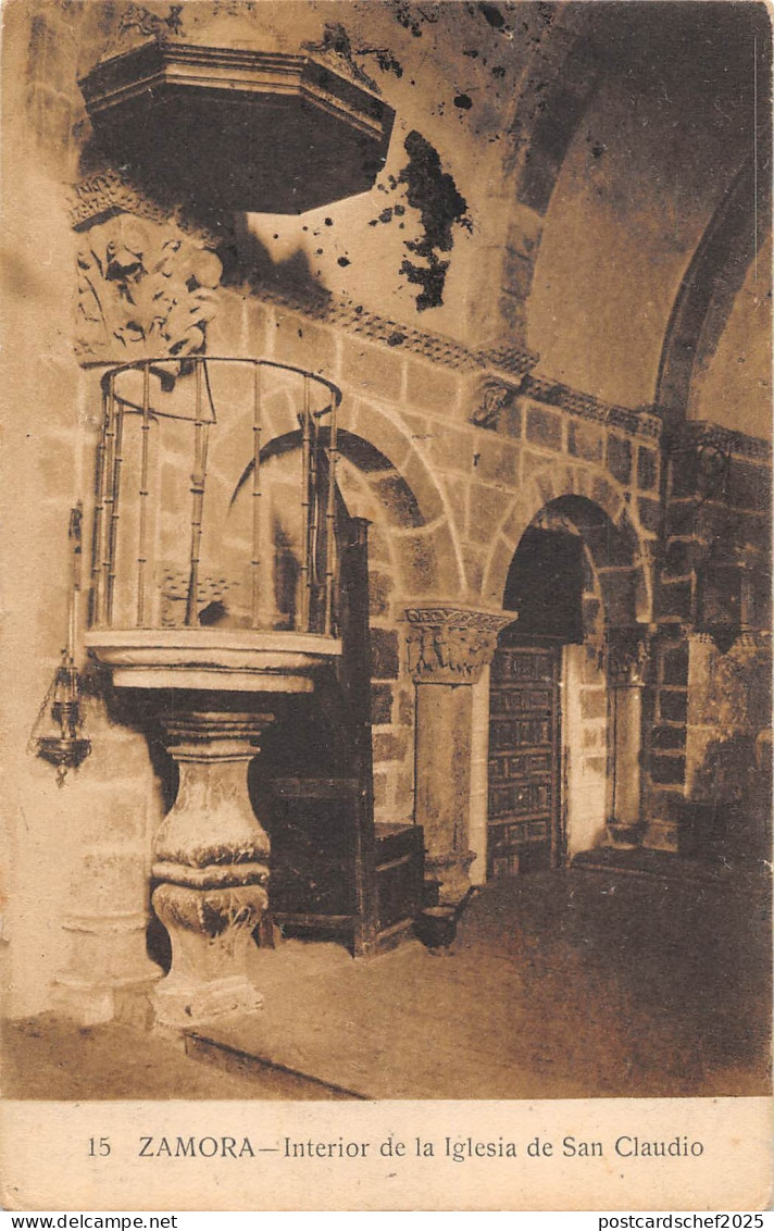 BR93303 zamora interior de la iglesia de san caludio  spain