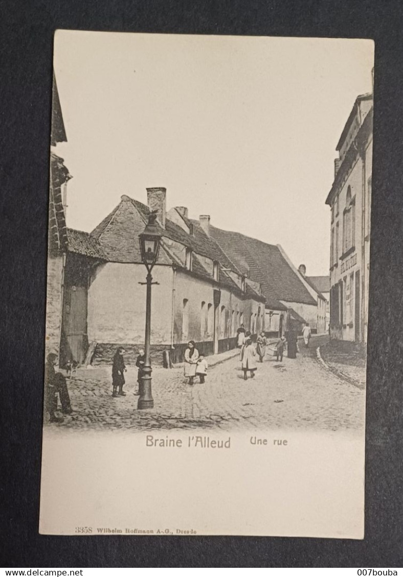 BRAINE L'ALLEUD / UNE RUE