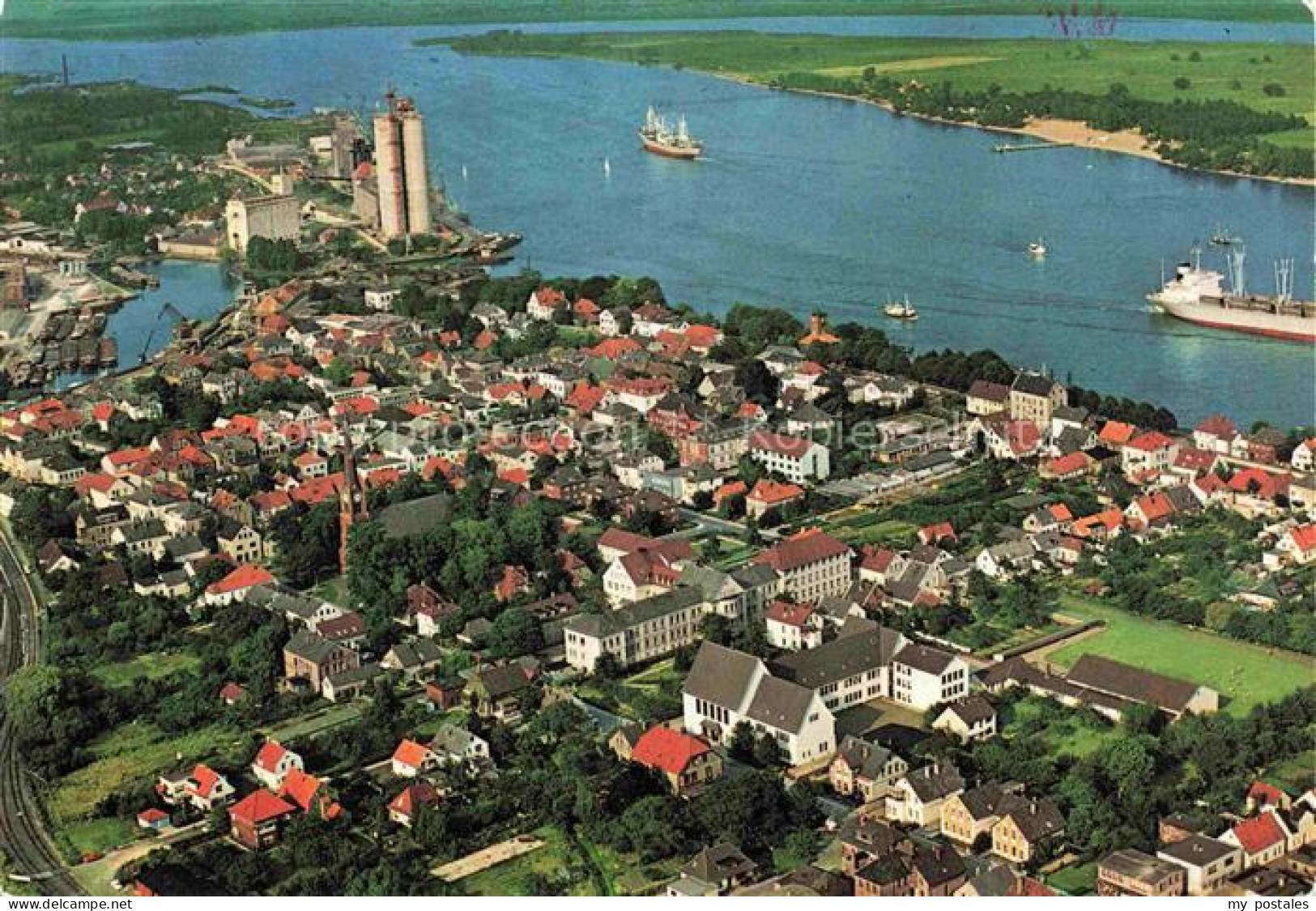 Brake Unterweser Fliegeraufnahme