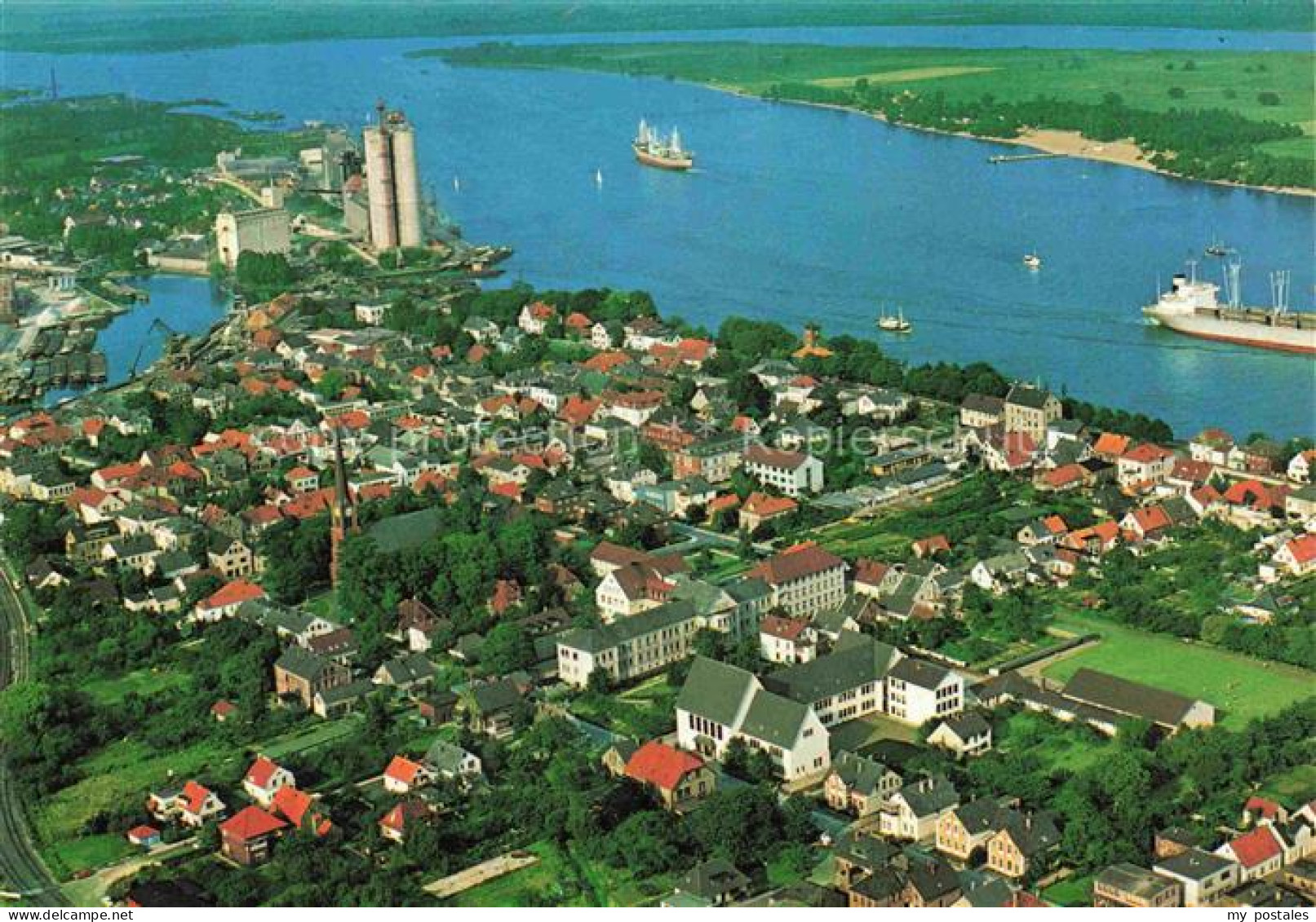 Brake Unterweser Fliegeraufnahme
