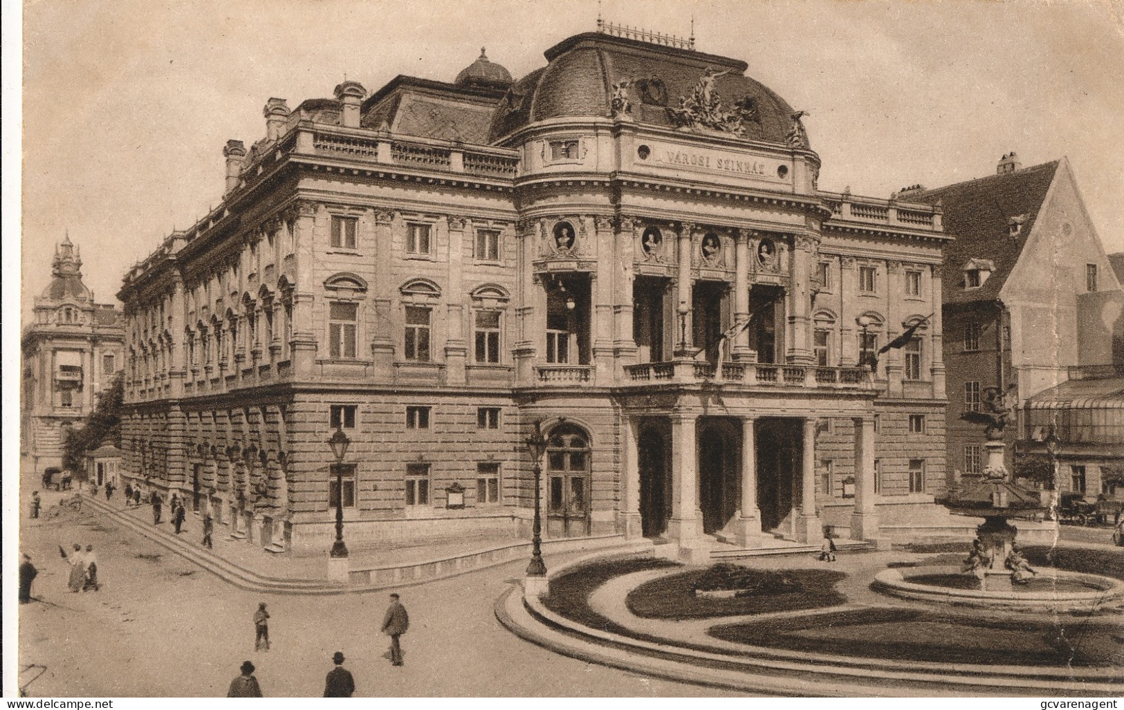 BRATISLAVA         2 SCANS