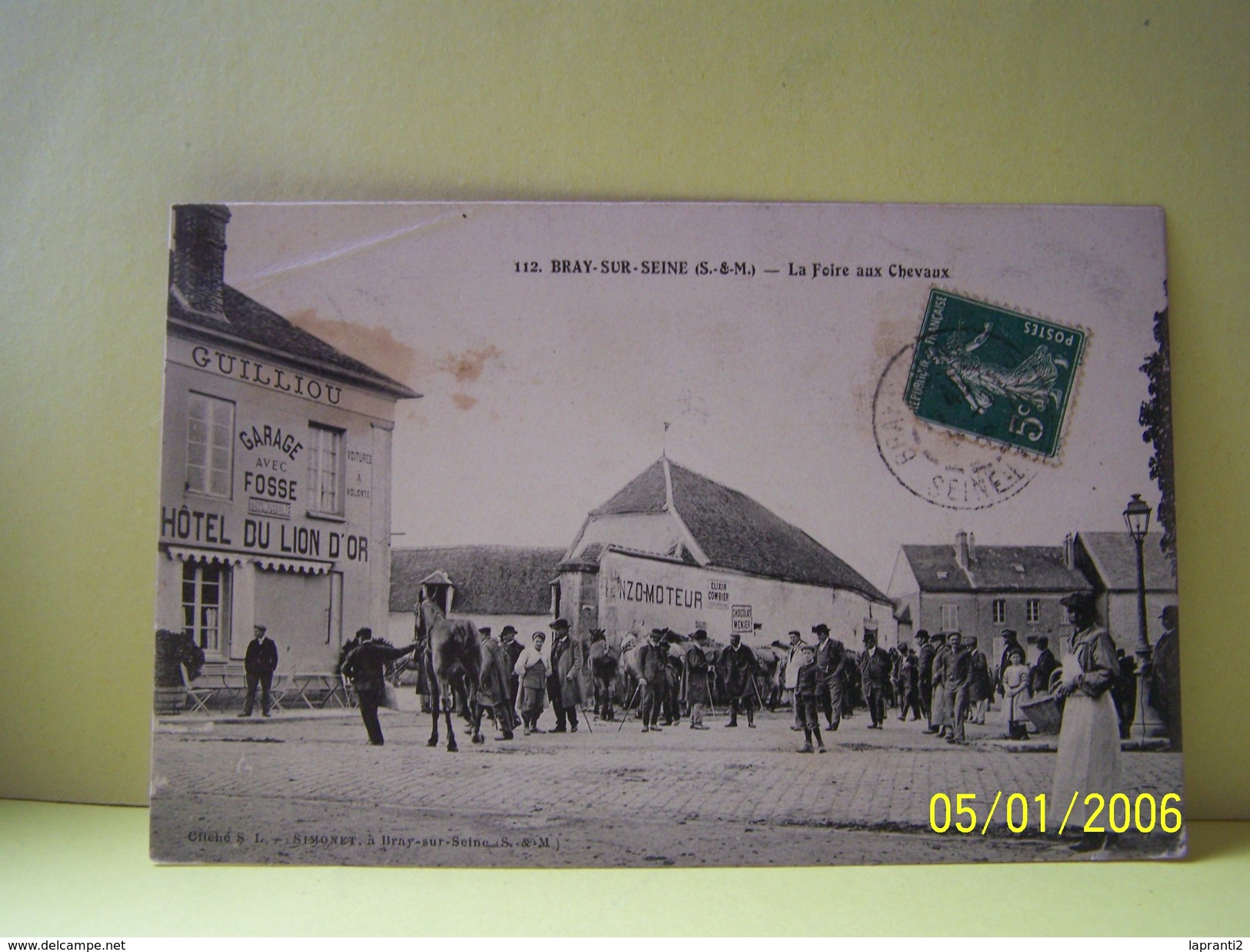BRAY-SUR-SEINE (SEINE ET MARNE) LA FOIRE AUX CHEVAUX.