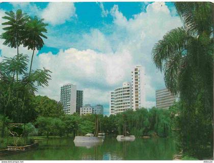 Brésil - Curitiba - Parque do passeio público - immeubles - architecture - CPM - Voir Scans Recto-Verso