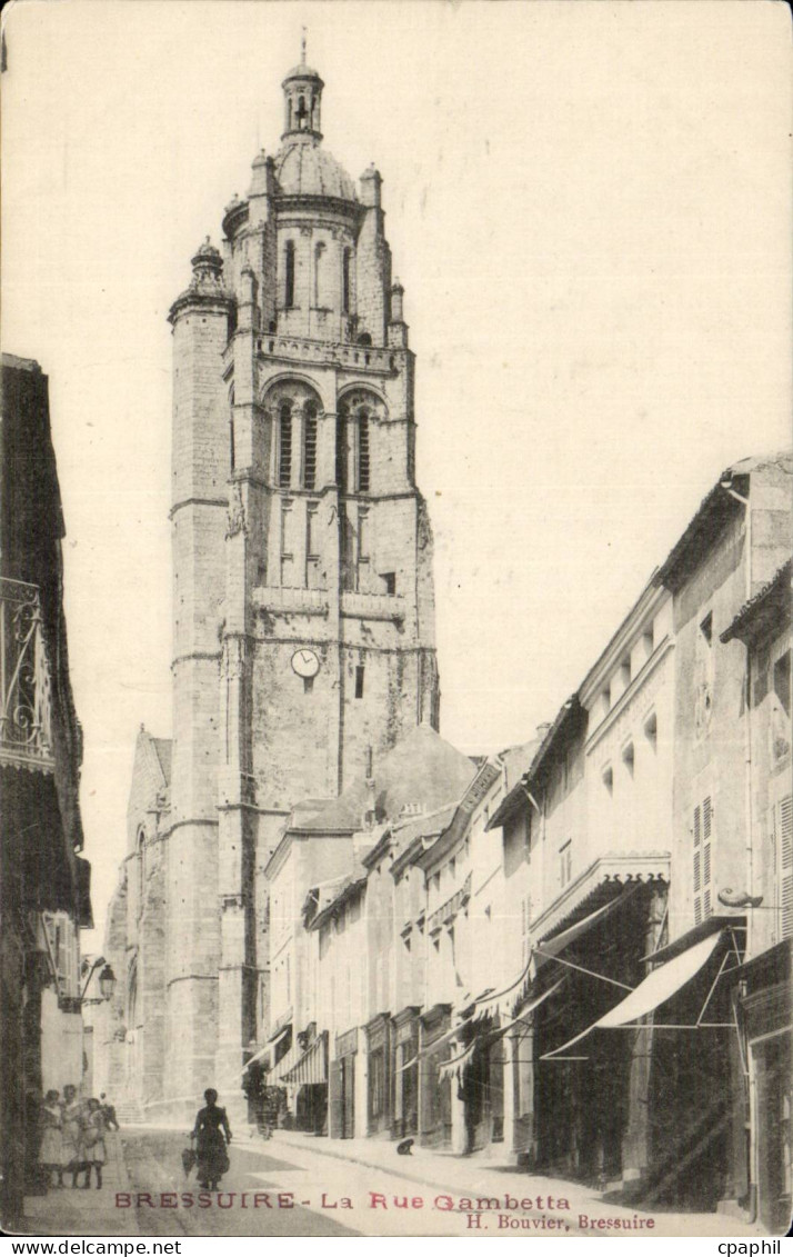 Bressuire CPA Rue Gambetta