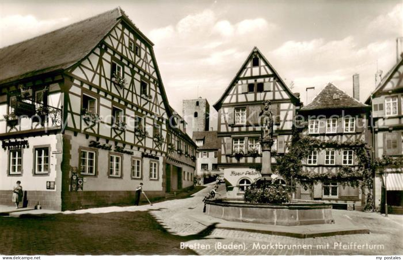 Bretten Baden Marktbrunnen mit Pfeifferturm