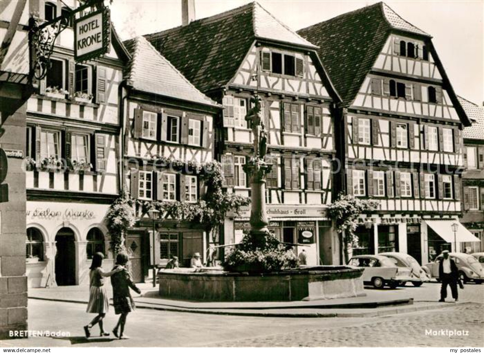 Bretten Baden Marktplatz Brunnen