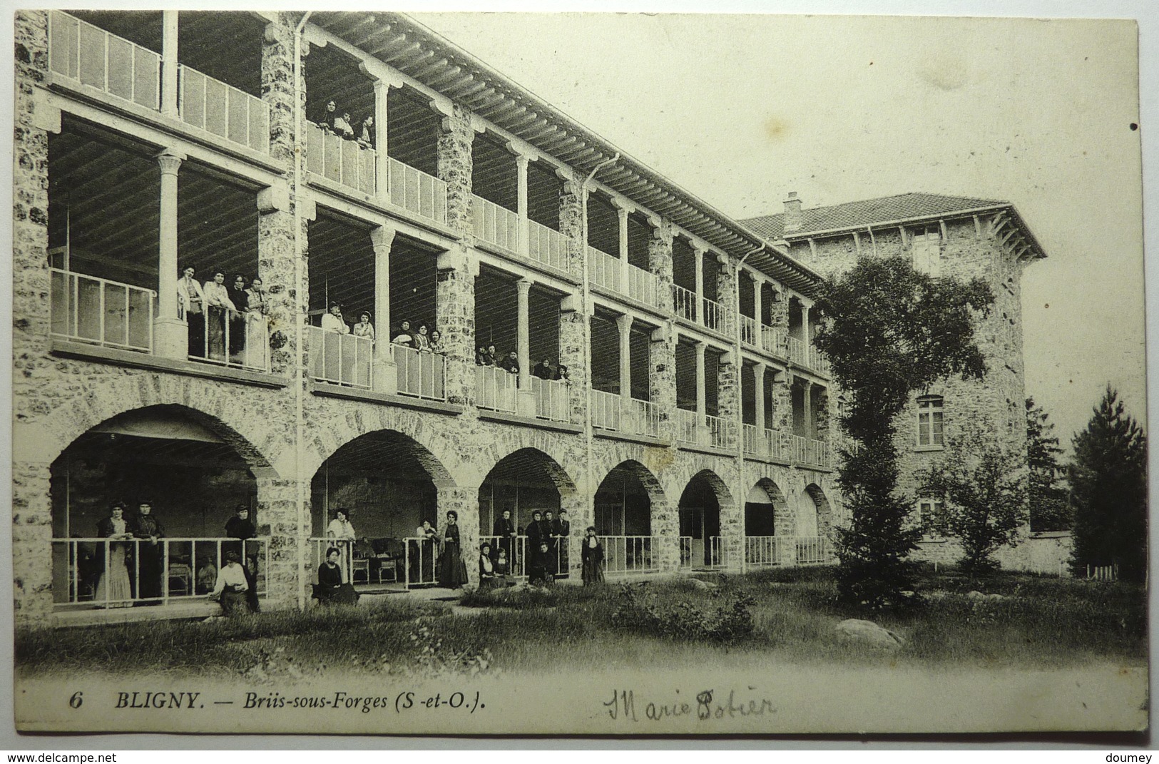 BRIIS SOUS FORGES - BLIGNY