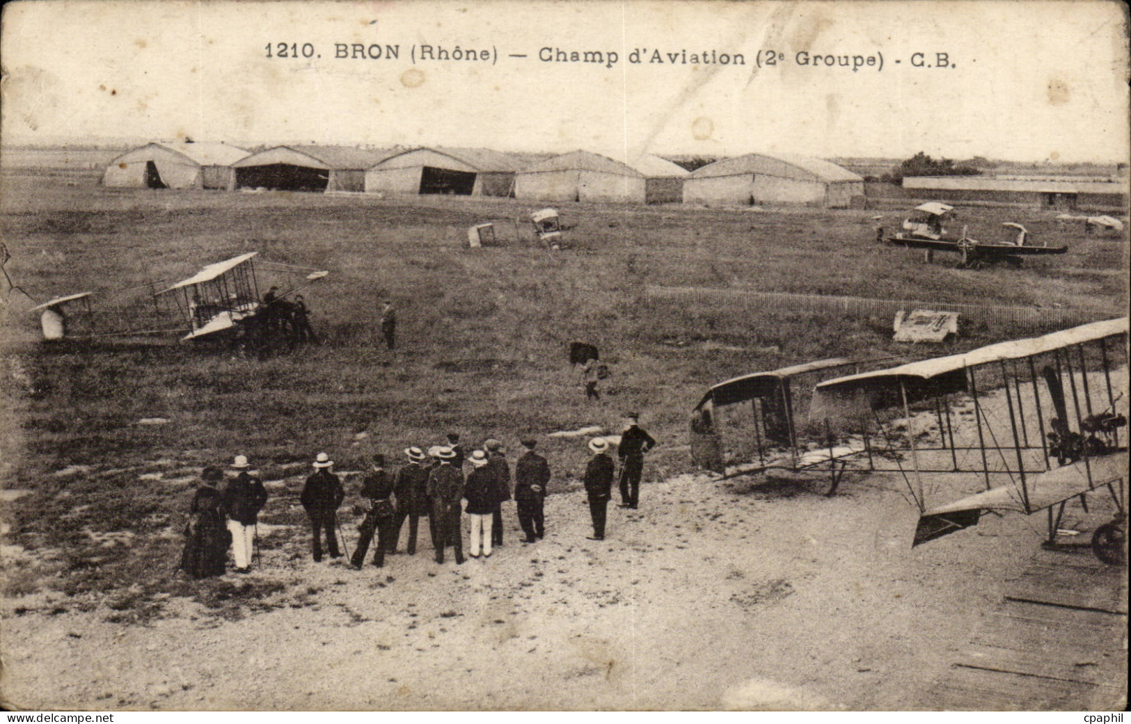 Bron - Champ d'Aviation - 2 Groupe - CPA