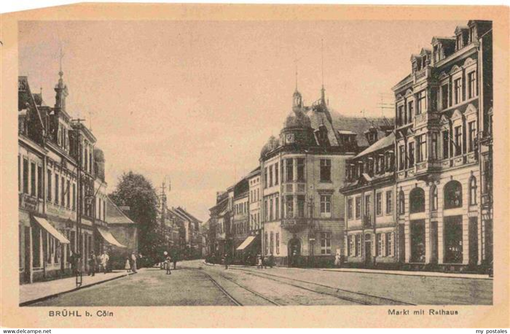 BRueHL  Rheinland Markt mit Rathaus