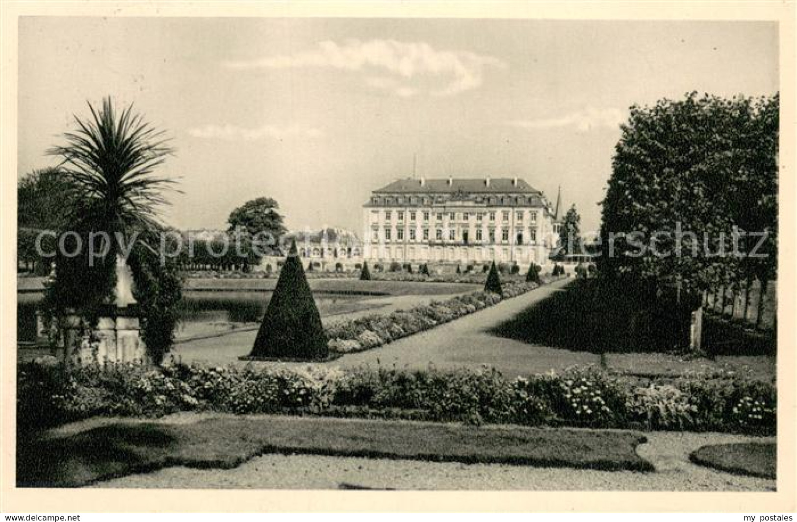 Bruehl Rheinland Schlossgarten
