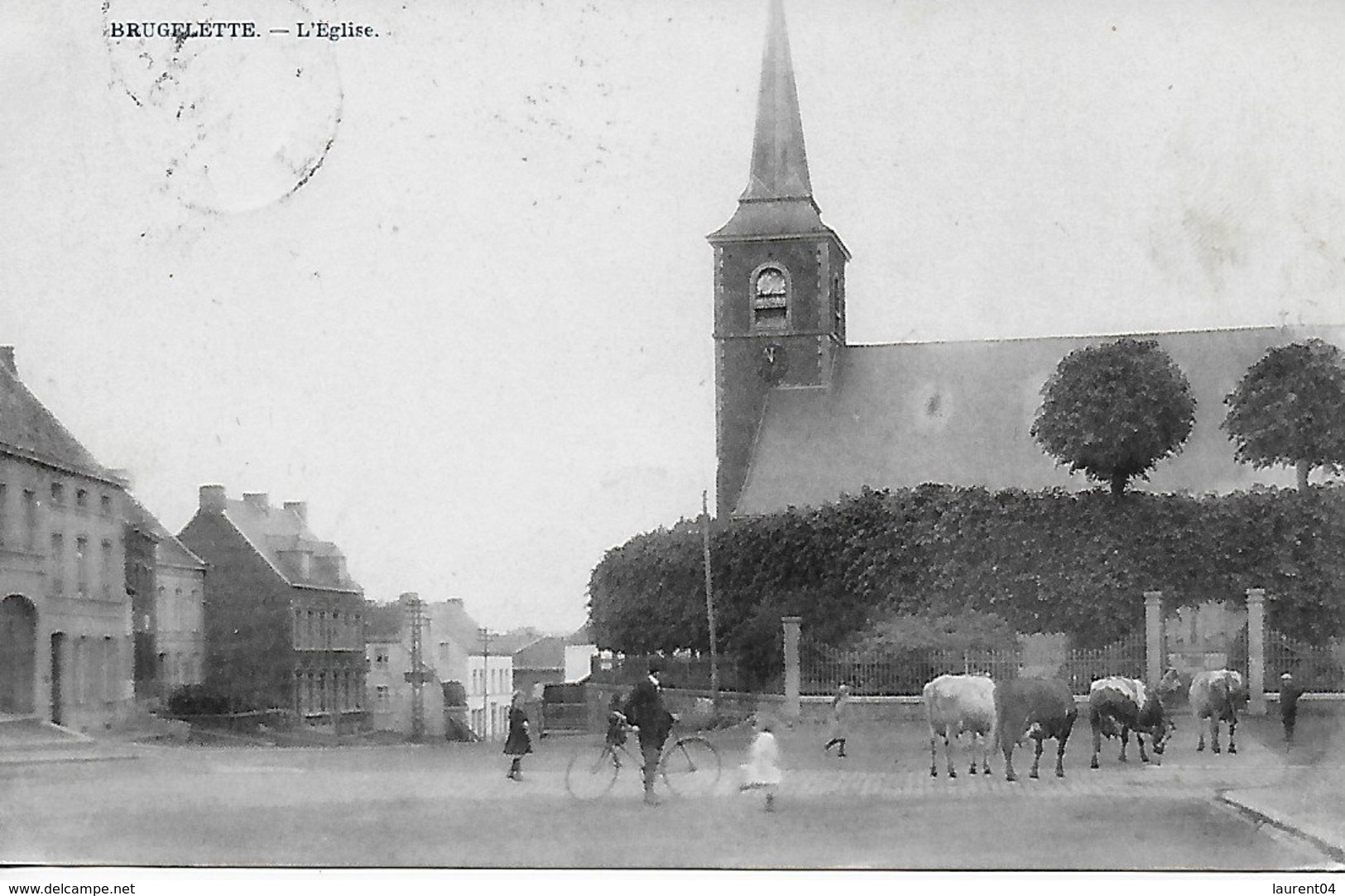 BRUGELETTE. L'EGLISE. BELLE ANIMATION