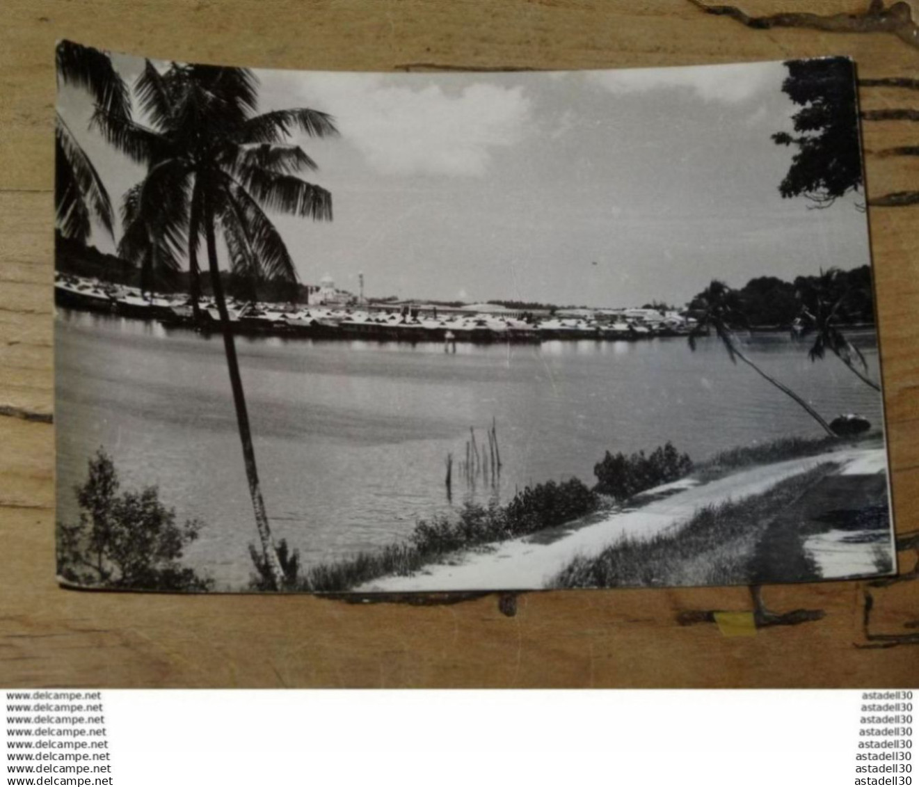 BRUNEI  ............ 201101-1409