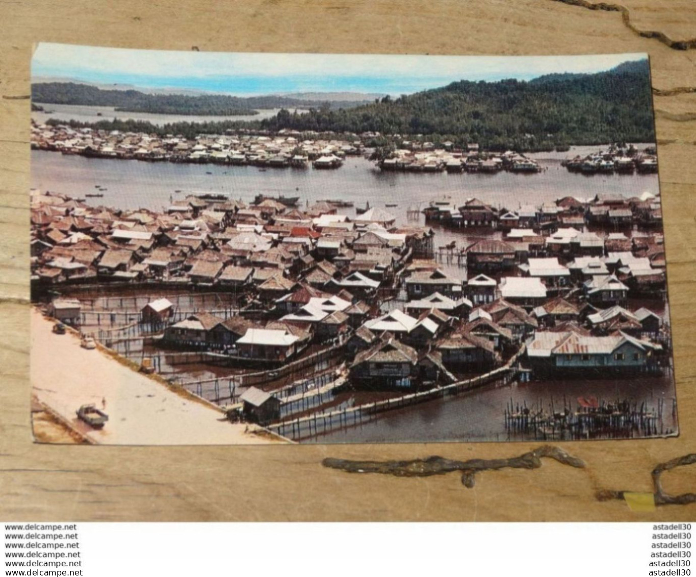 BRUNEI : Kampong Ayer  ............ 201101-1425a