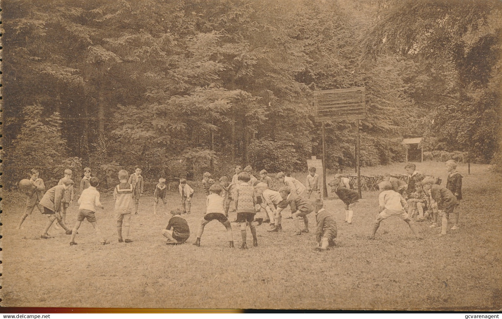BRUXELLES  = ECOLE MOYENNE ET SECTION D'ATHENEE DE L'ETAT = CLASSES D'EDUCATION EN PLAIN AIR