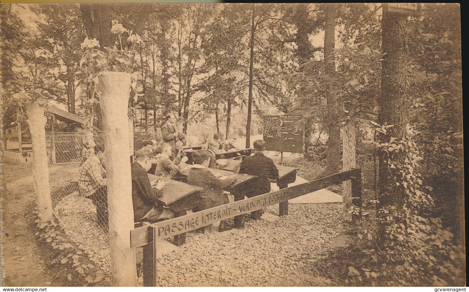 BRUXELLES  = ECOLE MOYENNE ET SECTION D'ATHENEE DE L'ETAT = CLASSES D'EDUCATION EN PLAIN AIR