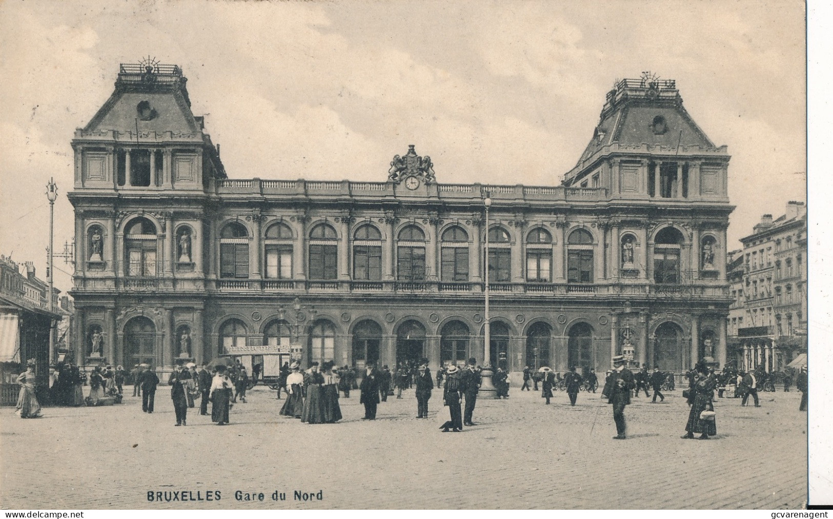 BRUXELLES  LA GARE DU NORD         2 SCANS