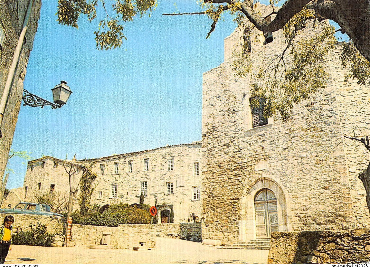 BT10356 Le Castellet l eglise et le chateau       France