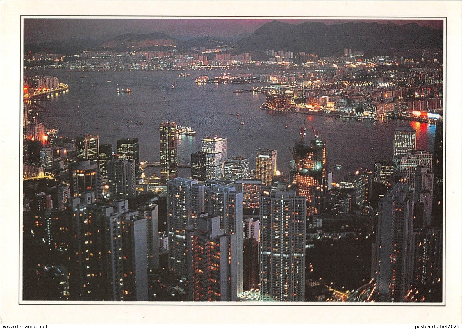 BT12123 les immeubles des centres de victoria et kawloon hong kong    Hong  Kong