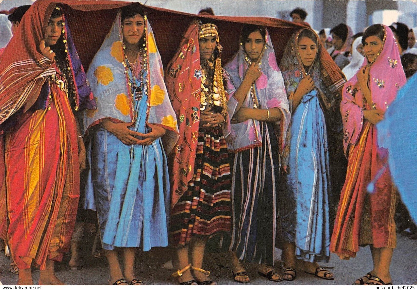 BT13104 Tunisia costumes traditionales folklore        Tunisia
