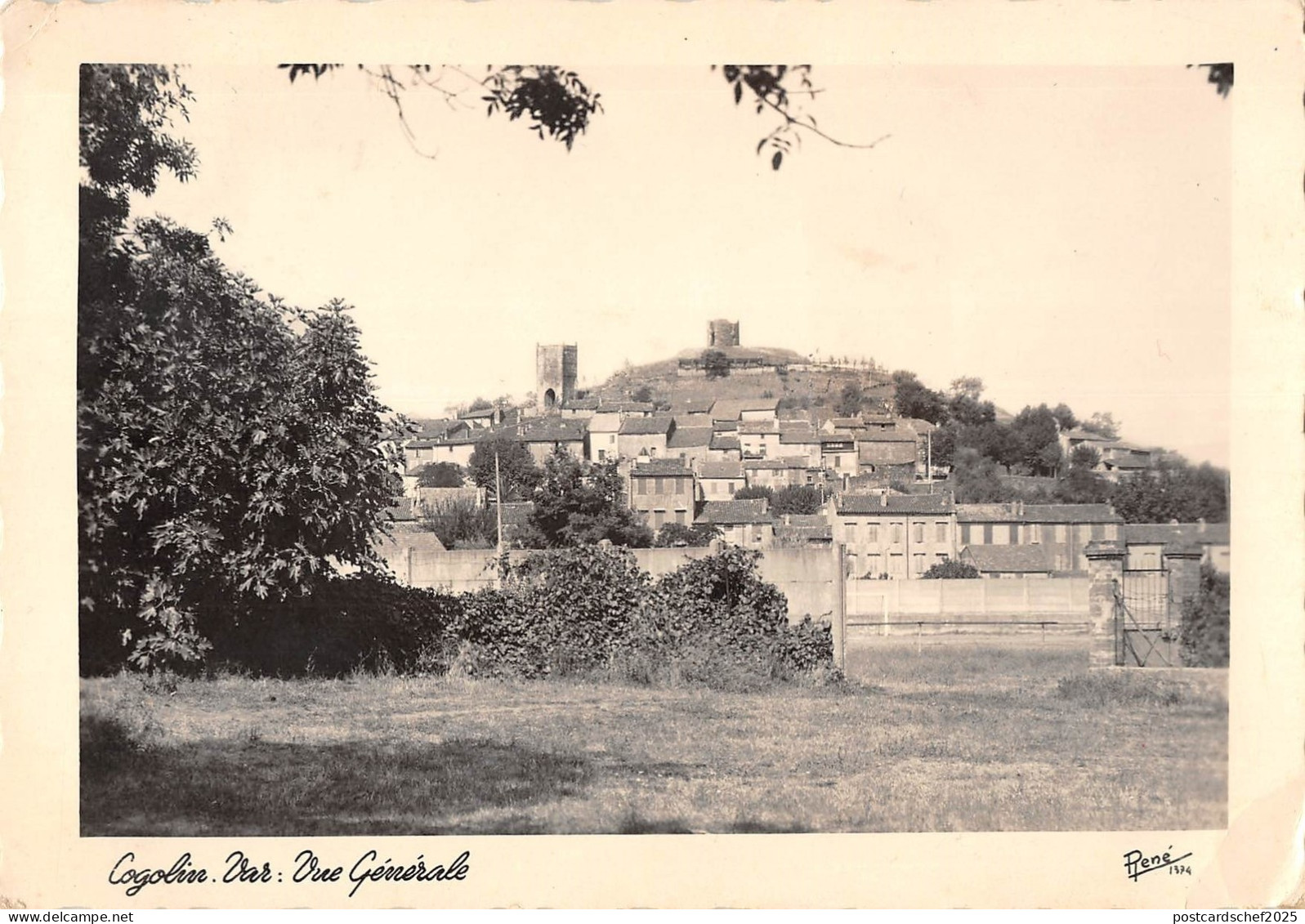 BT15243 Cogolin var vue generale        France