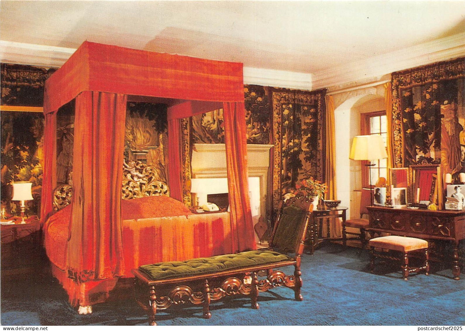BT18262 family bedroom cawdor castle nairn   scotland