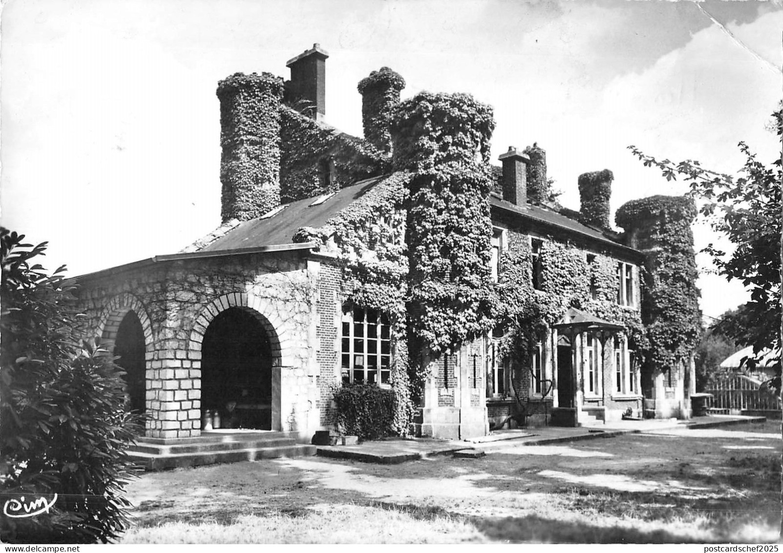 BT7542 Verberie chateau de cappy    France