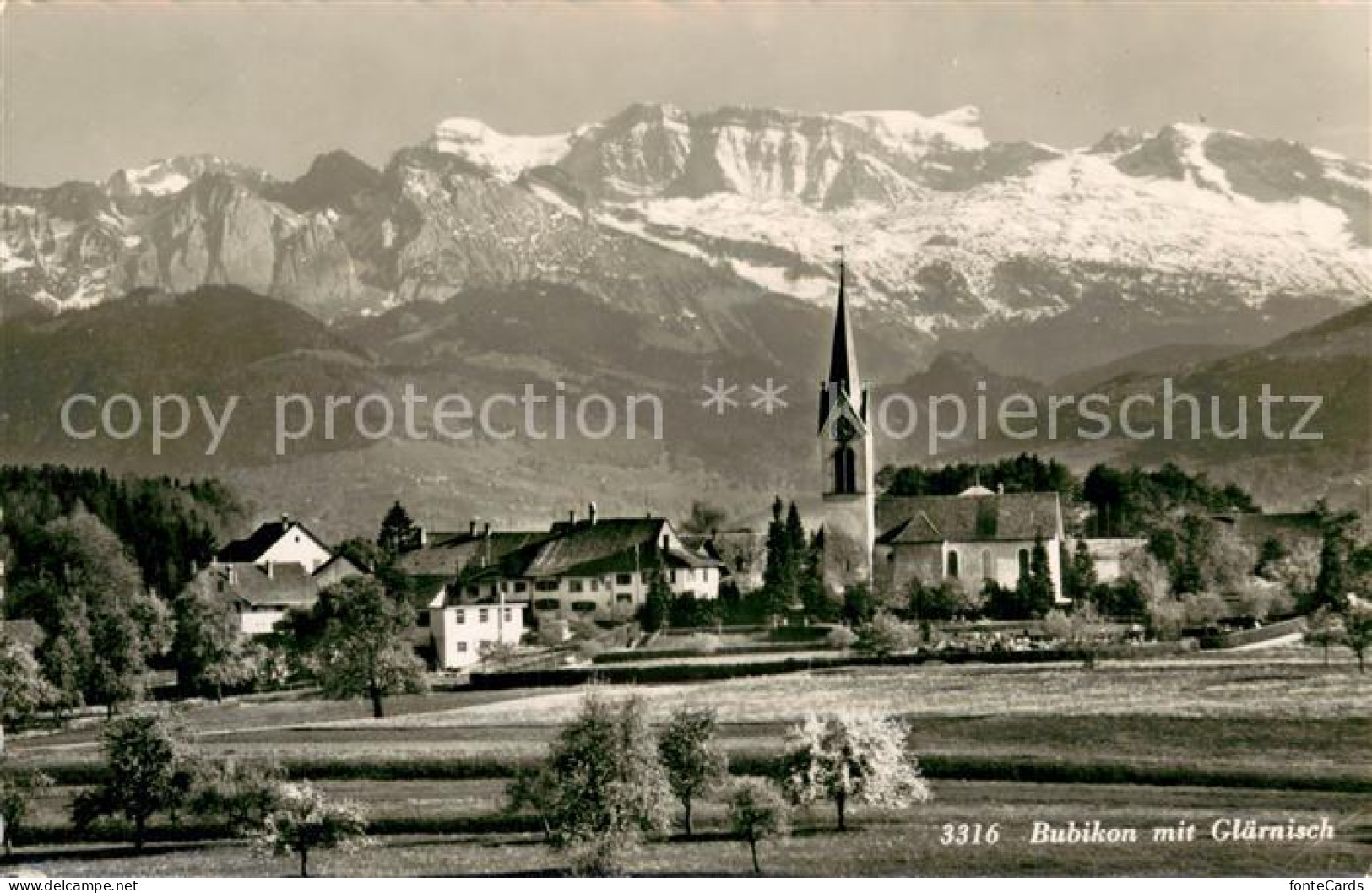 Bubikon mit Glaernisch